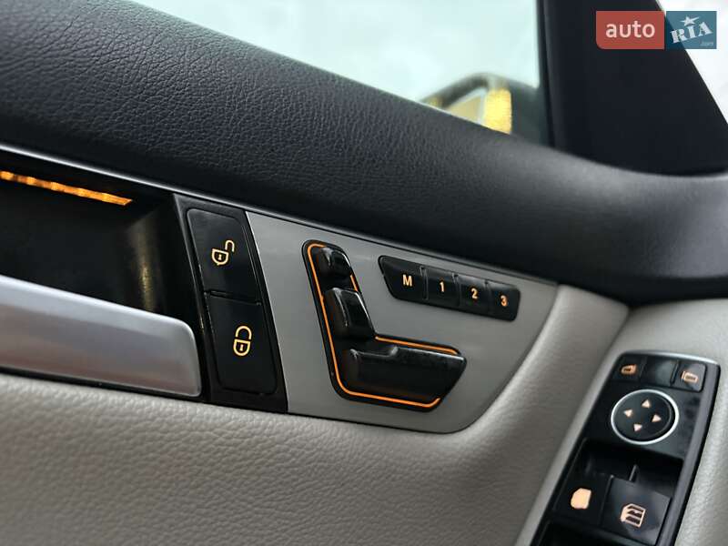 Седан Mercedes-Benz C-Class 2014 в Одессе фото 35 Седан Mercedes-Benz C-Class 2014 в Одессе