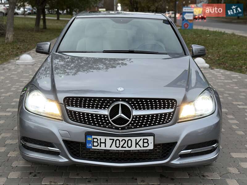Седан Mercedes-Benz C-Class 2014 в Одессе фото 74 Седан Mercedes-Benz C-Class 2014 в Одессе