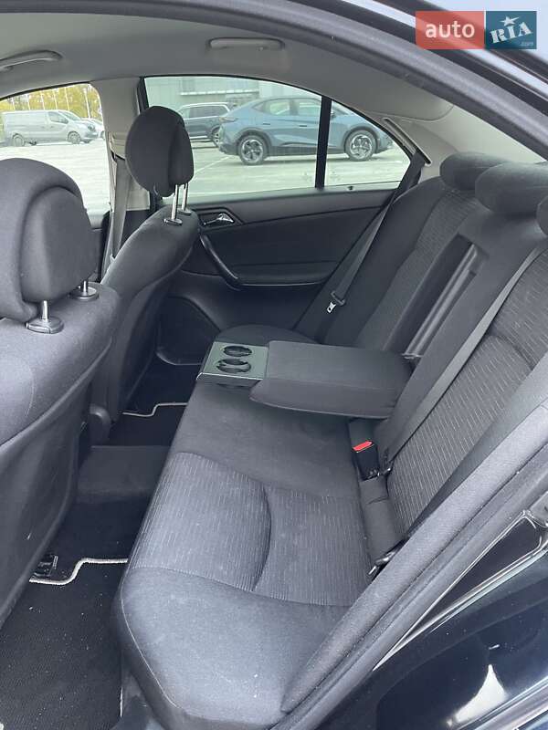 Седан Mercedes-Benz C-Class 2006 в Києві фото 31 Седан Mercedes-Benz C-Class 2006 в Києві