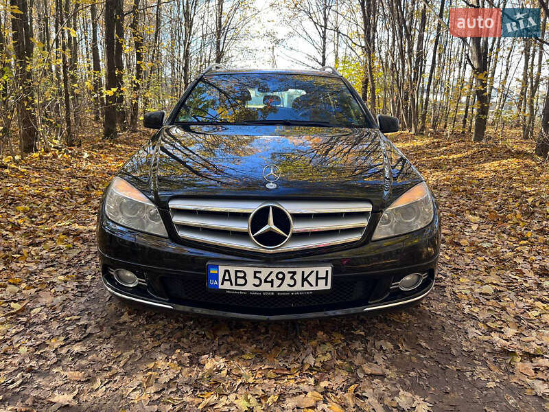 Седан Mercedes-Benz C-Class 2010 в Вінниці фото 22 Седан Mercedes-Benz C-Class 2010 в Вінниці