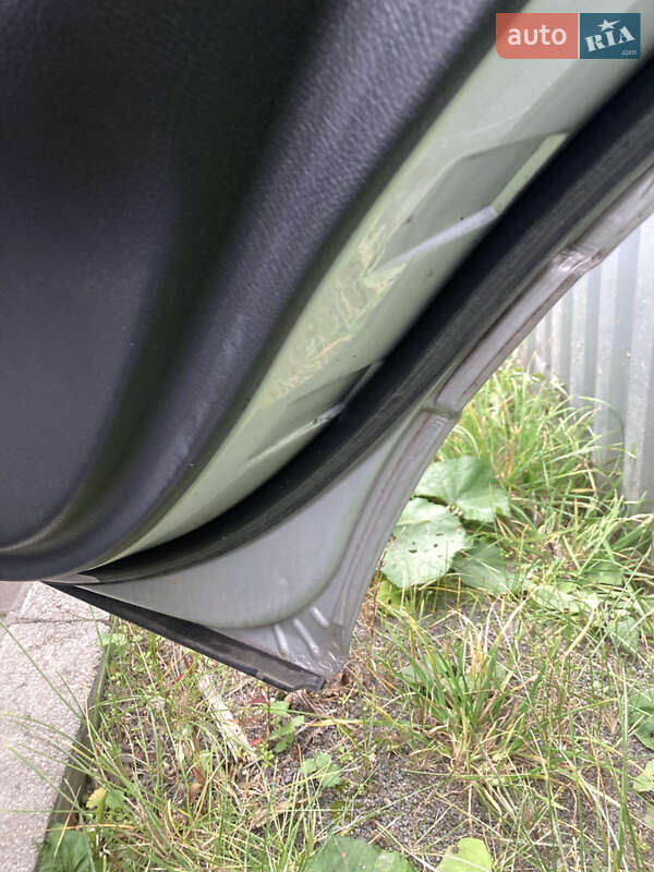 Универсал Mercedes-Benz C-Class 2003 в Хмельницком фото 15 Универсал Mercedes-Benz C-Class 2003 в Хмельницком