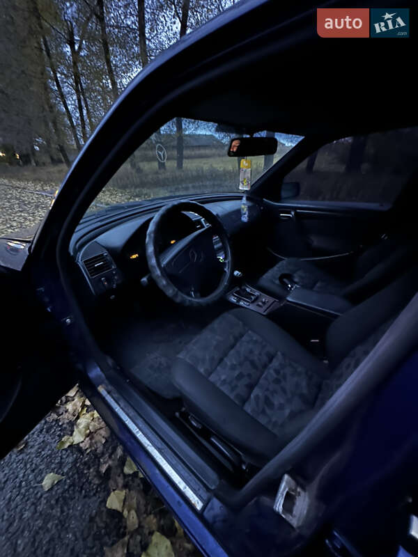 Седан Mercedes-Benz C-Class 1997 в Ромнах фото 20 Седан Mercedes-Benz C-Class 1997 в Ромнах