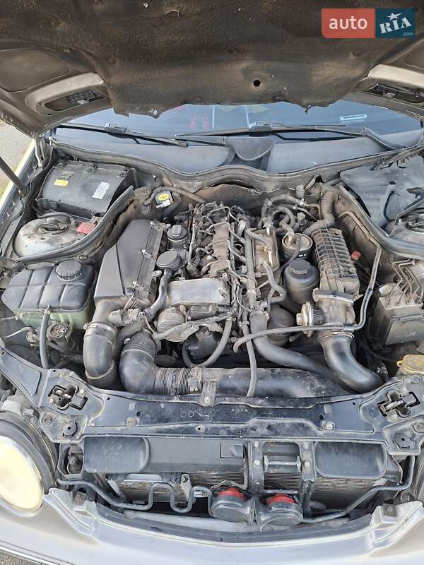 Универсал Mercedes-Benz C-Class 2003 в Одессе фото 9 Универсал Mercedes-Benz C-Class 2003 в Одессе