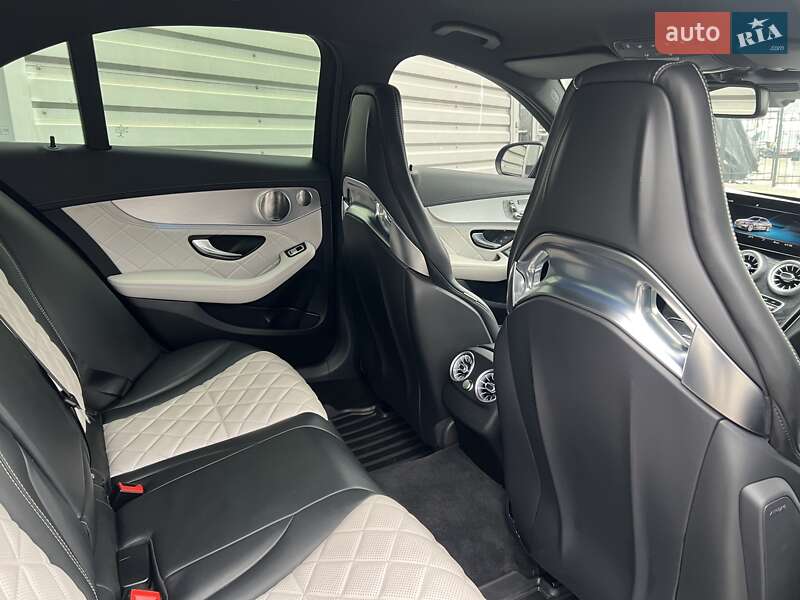 Седан Mercedes-Benz C-Class 2015 в Киеве