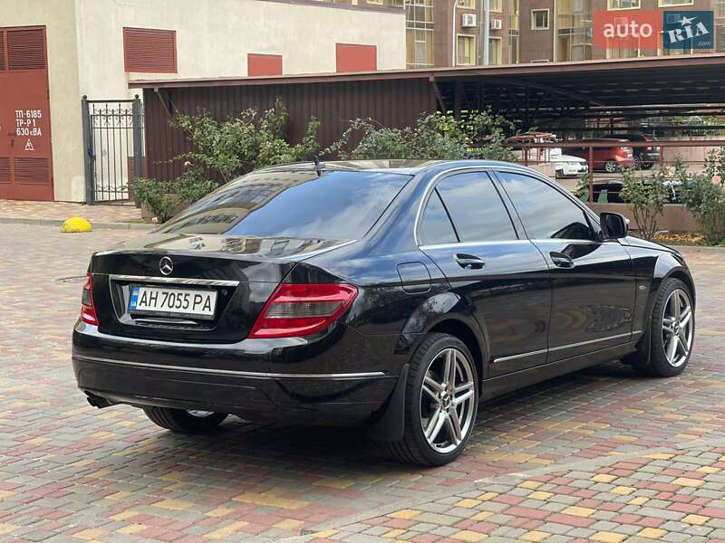 Седан Mercedes-Benz C-Class 2008 в Одессе