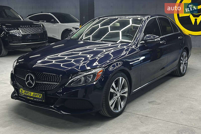 Седан Mercedes-Benz C-Class 2015 в Чернівцях