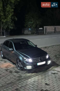 Седан Mercedes-Benz C-Class 2011 в Буську