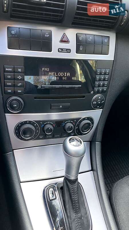Седан Mercedes-Benz C-Class 2006 в Києві фото 8 Седан Mercedes-Benz C-Class 2006 в Києві
