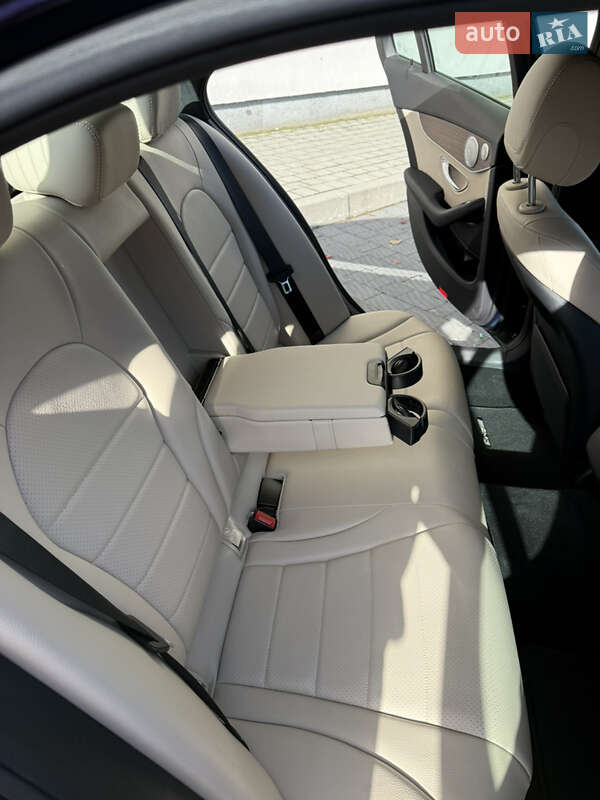 Седан Mercedes-Benz C-Class 2019 в Львові фото 48 Седан Mercedes-Benz C-Class 2019 в Львові