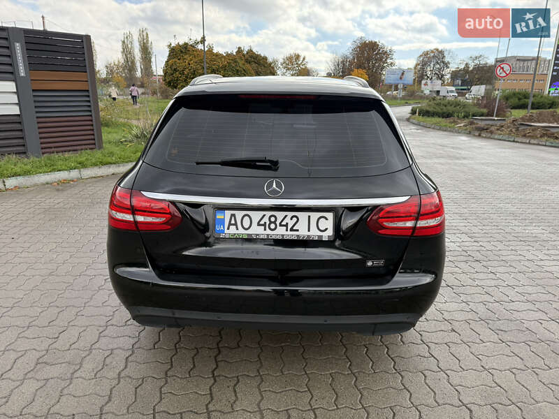 Універсал Mercedes-Benz C-Class 2015 в Ужгороді