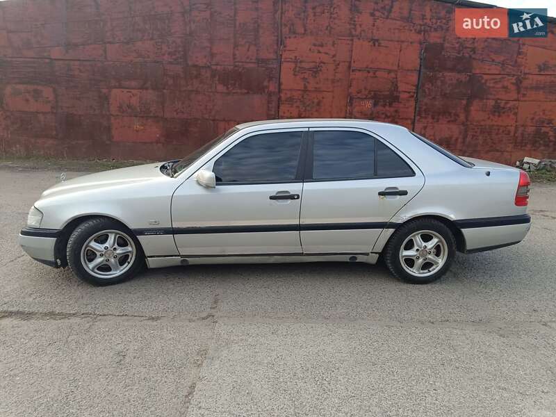 Седан Mercedes-Benz C-Class 1997 в Борисполе фото 5 Седан Mercedes-Benz C-Class 1997 в Борисполе