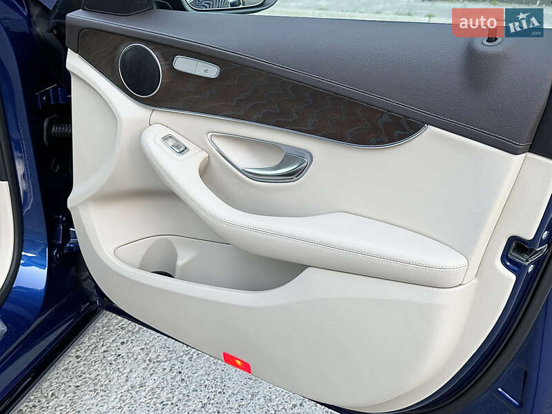 Седан Mercedes-Benz C-Class 2018 в Києві фото 30 Седан Mercedes-Benz C-Class 2018 в Києві