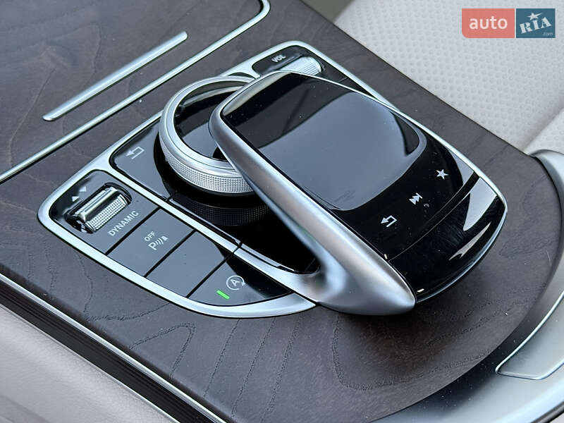 Седан Mercedes-Benz C-Class 2018 в Києві фото 47 Седан Mercedes-Benz C-Class 2018 в Києві