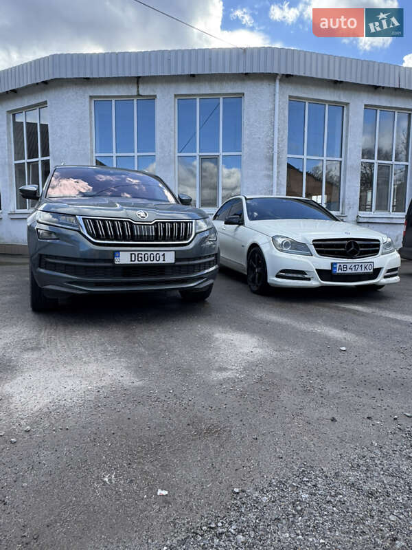 Седан Mercedes-Benz C-Class 2011 в Калинівці