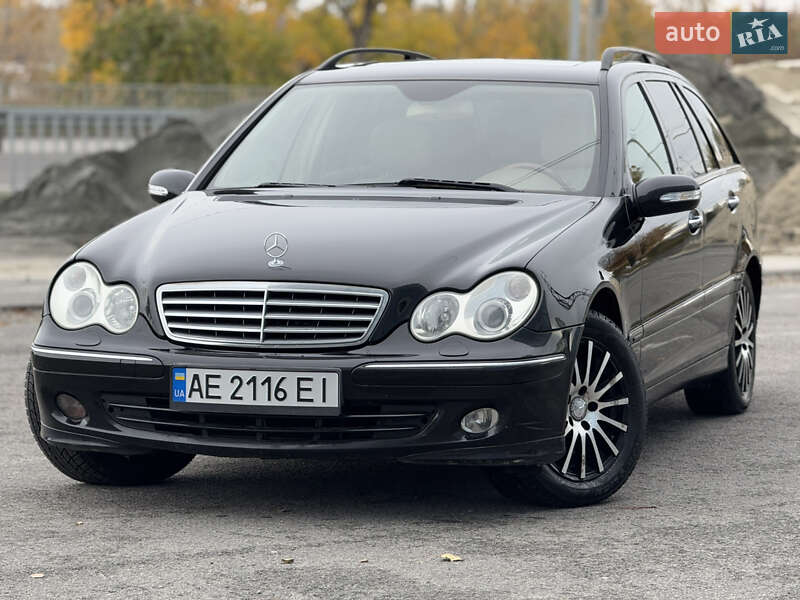 Mercedes-Benz C-Class 2005 Mercedes-Benz C-Class 2005