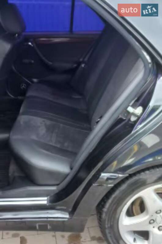 Седан Mercedes-Benz C-Class 1999 в Києві