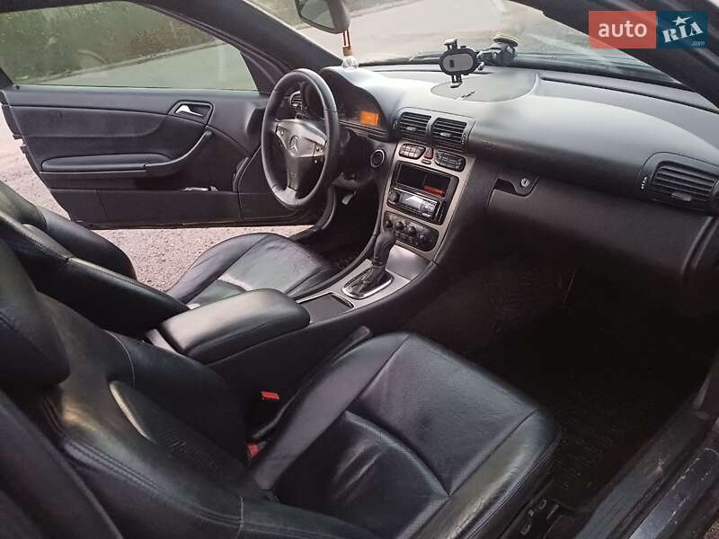 Купе Mercedes-Benz C-Class 2001 в Первомайську фото 2 Купе Mercedes-Benz C-Class 2001 в Первомайську