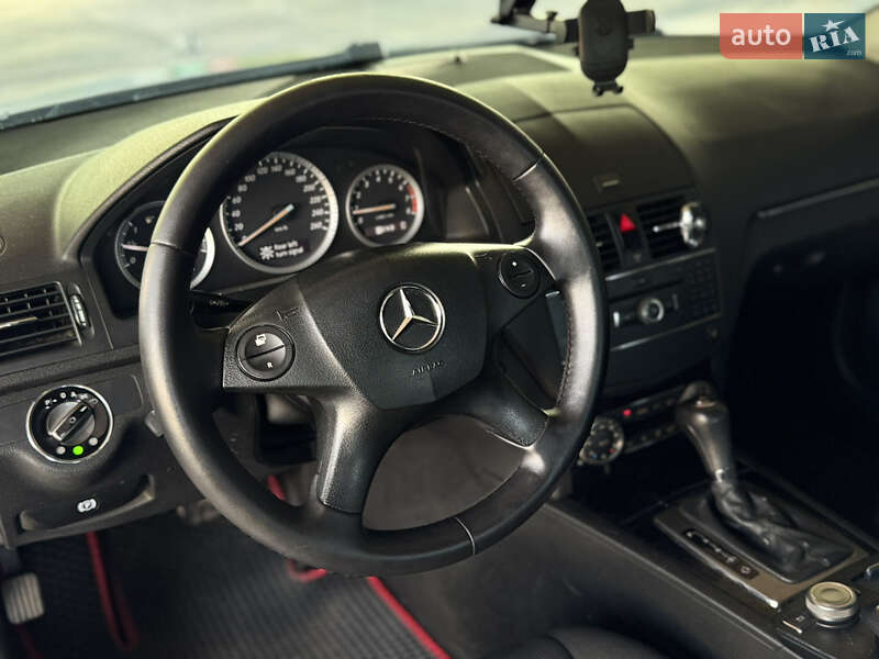 Седан Mercedes-Benz C-Class 2007 в Миколаєві фото 8 Седан Mercedes-Benz C-Class 2007 в Миколаєві