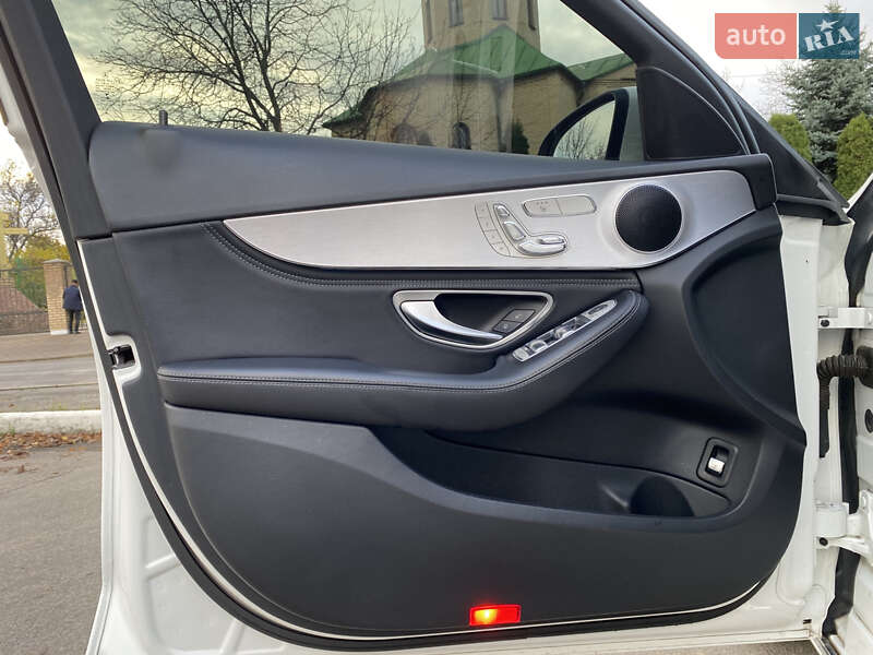 Седан Mercedes-Benz C-Class 2014 в Киеве