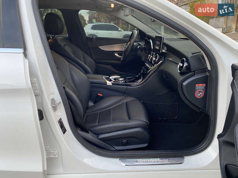 Седан Mercedes-Benz C-Class 2014 в Киеве