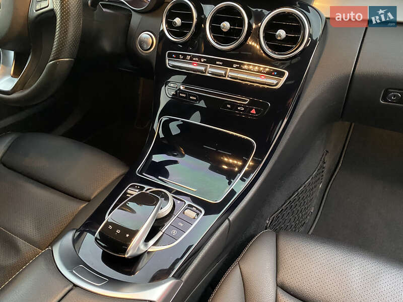 Седан Mercedes-Benz C-Class 2014 в Киеве