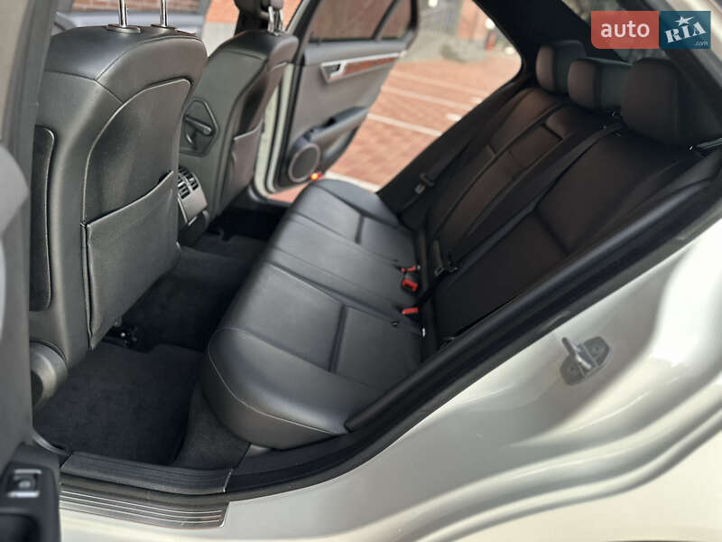 Седан Mercedes-Benz C-Class 2008 в Одесі фото 38 Седан Mercedes-Benz C-Class 2008 в Одесі