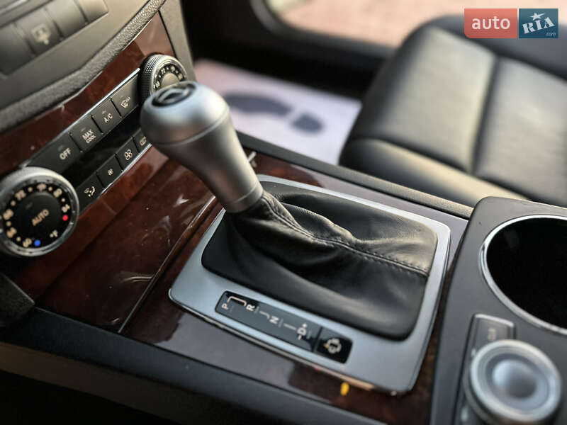 Седан Mercedes-Benz C-Class 2008 в Одесі фото 57 Седан Mercedes-Benz C-Class 2008 в Одесі