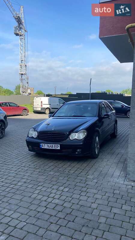 Седан Mercedes-Benz C-Class 2005 в Івано-Франківську фото 2 Седан Mercedes-Benz C-Class 2005 в Івано-Франківську