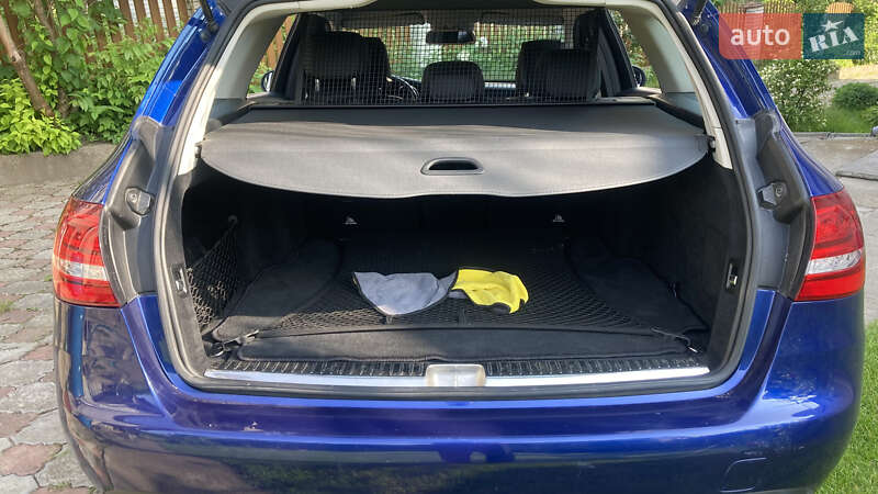 Универсал Mercedes-Benz C-Class 2017 в Николаеве фото 20 Универсал Mercedes-Benz C-Class 2017 в Николаеве