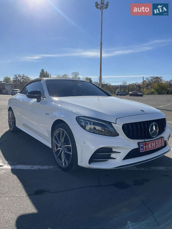 Кабриолет Mercedes-Benz C-Class 2018 в Одессе фото Кабриолет Mercedes-Benz C-Class 2018 в Одессе