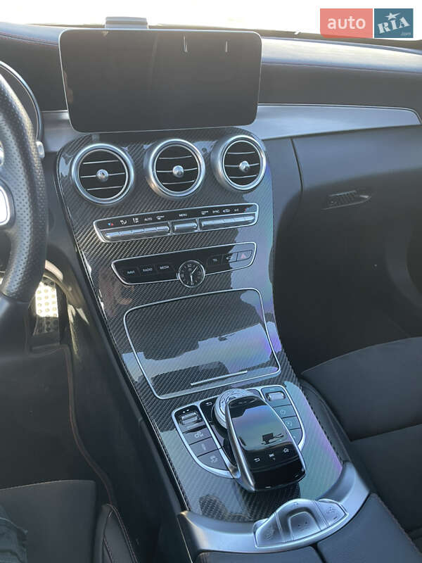 Кабриолет Mercedes-Benz C-Class 2018 в Одессе фото 47 Кабриолет Mercedes-Benz C-Class 2018 в Одессе