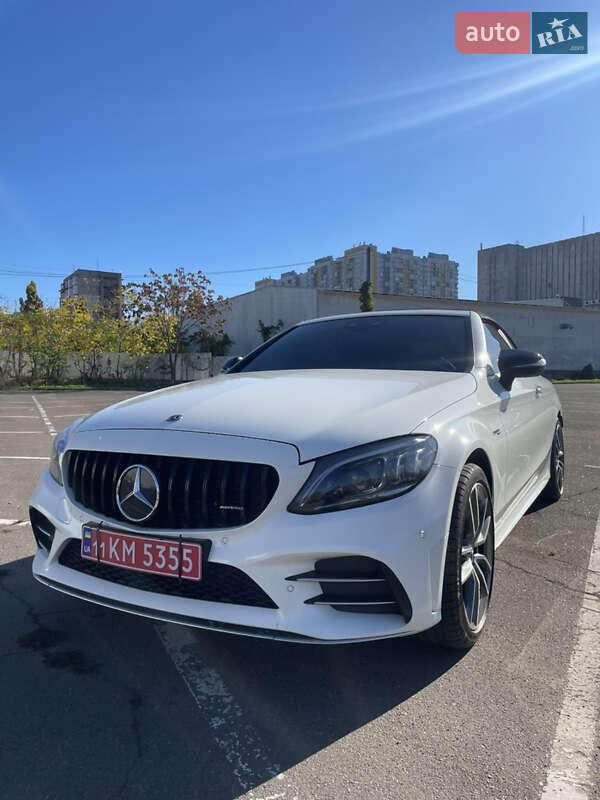 Кабриолет Mercedes-Benz C-Class 2018 в Одессе фото 64 Кабриолет Mercedes-Benz C-Class 2018 в Одессе