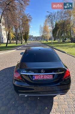 Седан Mercedes-Benz C-Class 2019 в Киеве