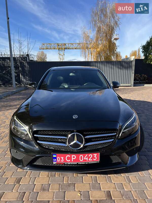 Седан Mercedes-Benz C-Class 2019 в Киеве фото 66 Седан Mercedes-Benz C-Class 2019 в Киеве