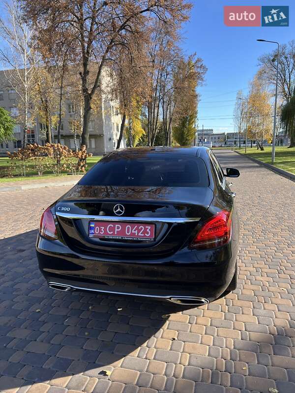 Седан Mercedes-Benz C-Class 2019 в Киеве фото 68 Седан Mercedes-Benz C-Class 2019 в Киеве