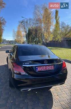 Седан Mercedes-Benz C-Class 2019 в Киеве