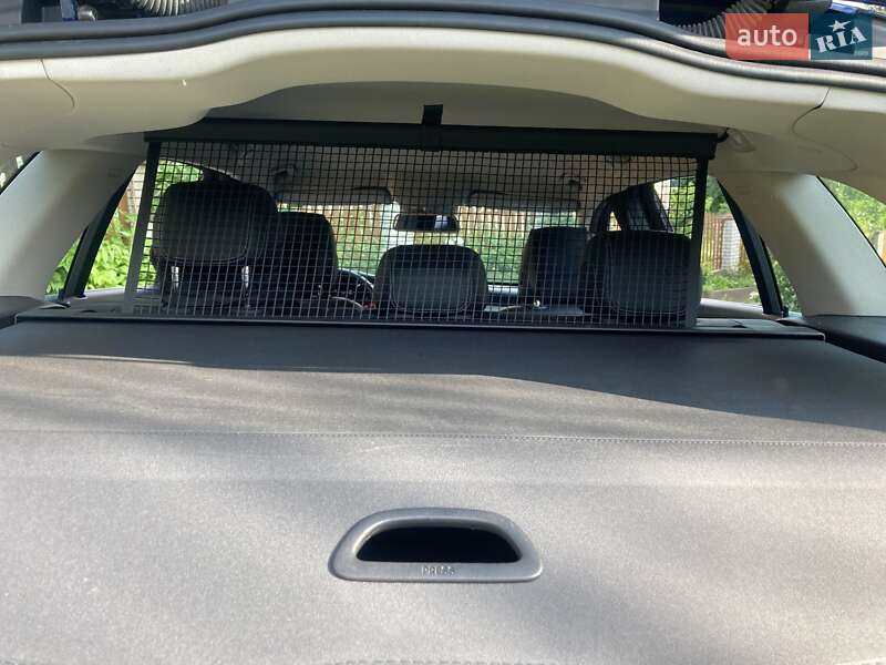 Универсал Mercedes-Benz C-Class 2017 в Николаеве фото 137 Универсал Mercedes-Benz C-Class 2017 в Николаеве