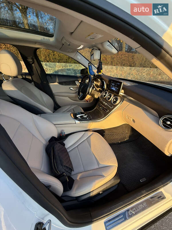 Седан Mercedes-Benz C-Class 2016 в Кропивницькому