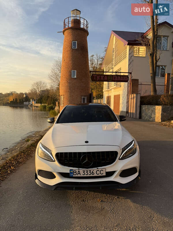 Седан Mercedes-Benz C-Class 2016 в Кропивницькому
