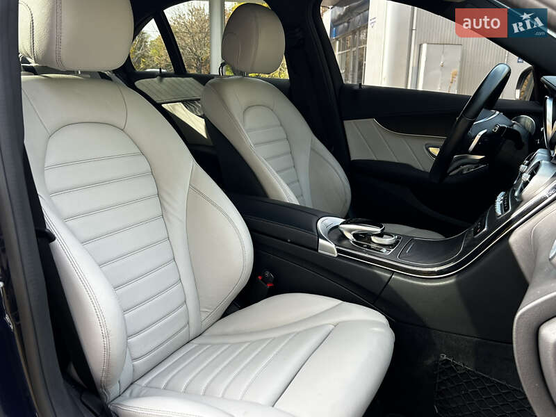 Седан Mercedes-Benz C-Class 2015 в Миколаєві