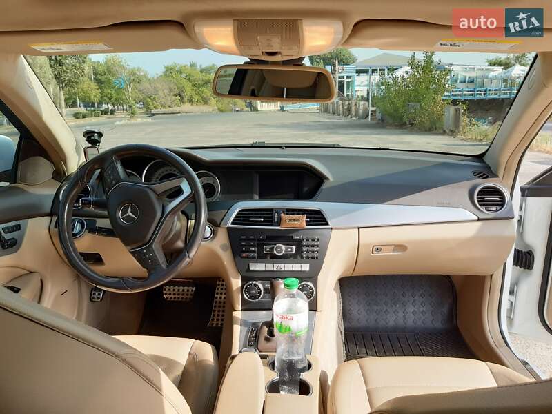 Купе Mercedes-Benz C-Class 2012 в Дніпрі