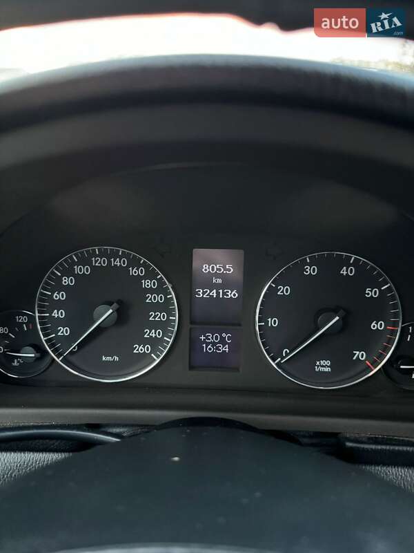 Седан Mercedes-Benz C-Class 2004 в Черновцах фото 18 Седан Mercedes-Benz C-Class 2004 в Черновцах