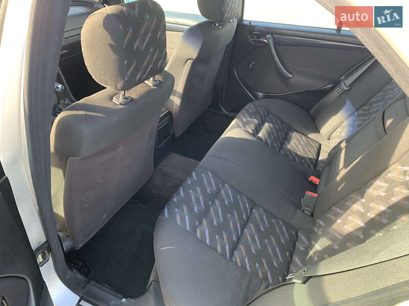 Седан Mercedes-Benz C-Class 1999 в Одесі фото 12 Седан Mercedes-Benz C-Class 1999 в Одесі