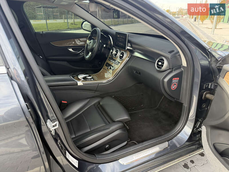 Седан Mercedes-Benz C-Class 2015 в Києві