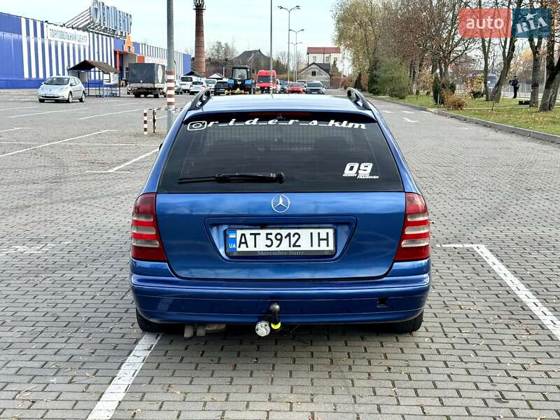 Универсал Mercedes-Benz C-Class 2003 в Коломые