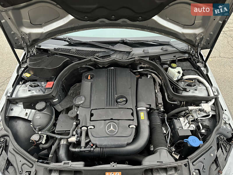Седан Mercedes-Benz C-Class 2012 в Киеве фото 26 Седан Mercedes-Benz C-Class 2012 в Киеве