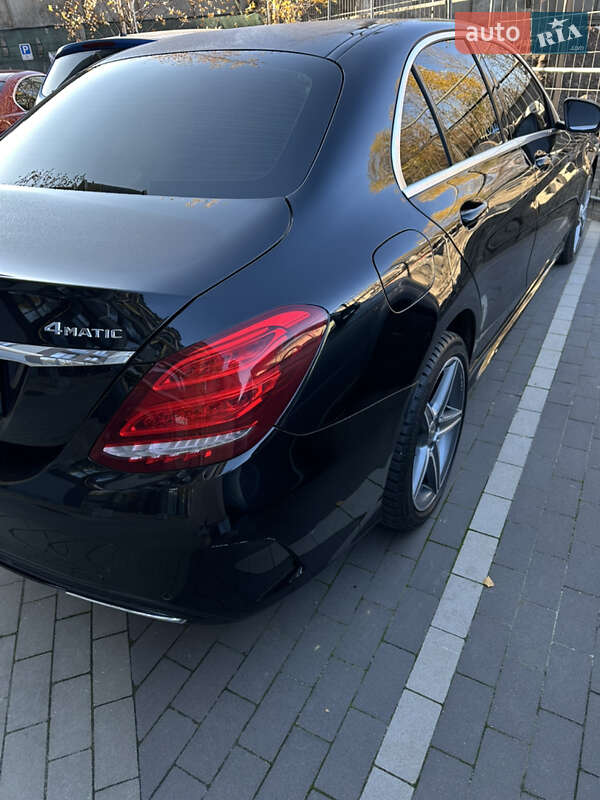 Седан Mercedes-Benz C-Class 2017 в Вишневом