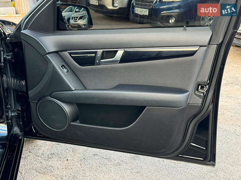 Универсал Mercedes-Benz C-Class 2012 в Одессе фото 21 Универсал Mercedes-Benz C-Class 2012 в Одессе