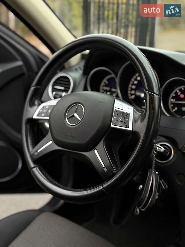 Універсал Mercedes-Benz C-Class 2013 в Ірпені фото 7 Універсал Mercedes-Benz C-Class 2013 в Ірпені