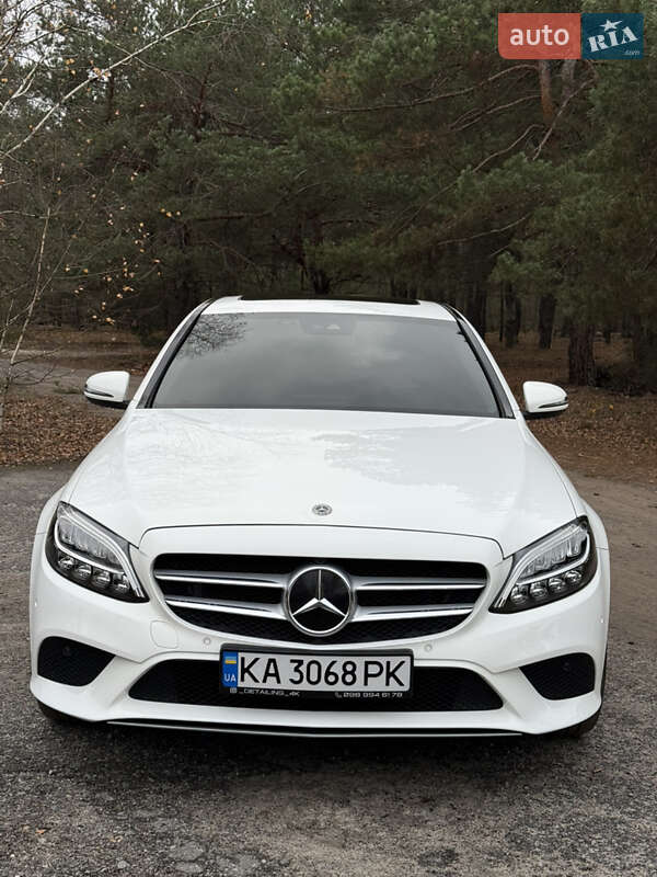 Седан Mercedes-Benz C-Class 2018 в Киеве фото 2 Седан Mercedes-Benz C-Class 2018 в Киеве